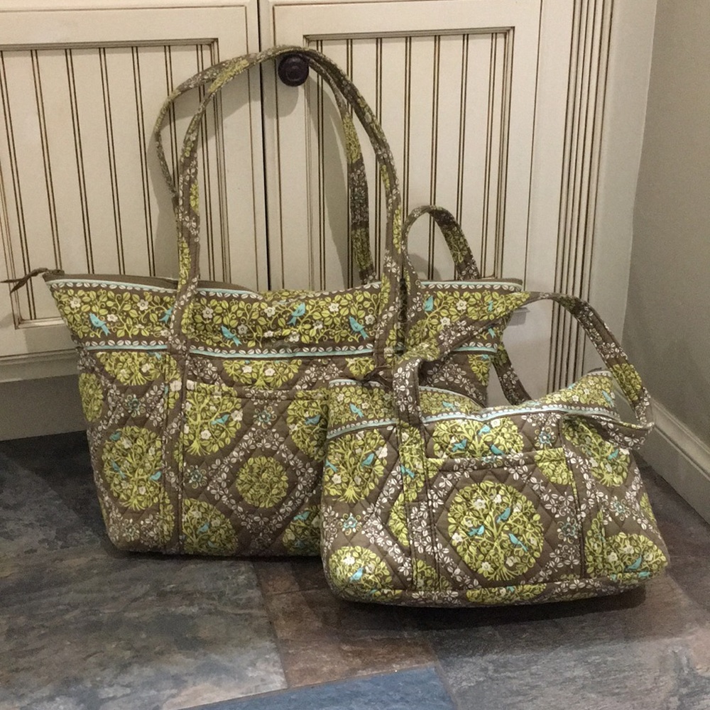 Set of 2 Vera Bradley bags